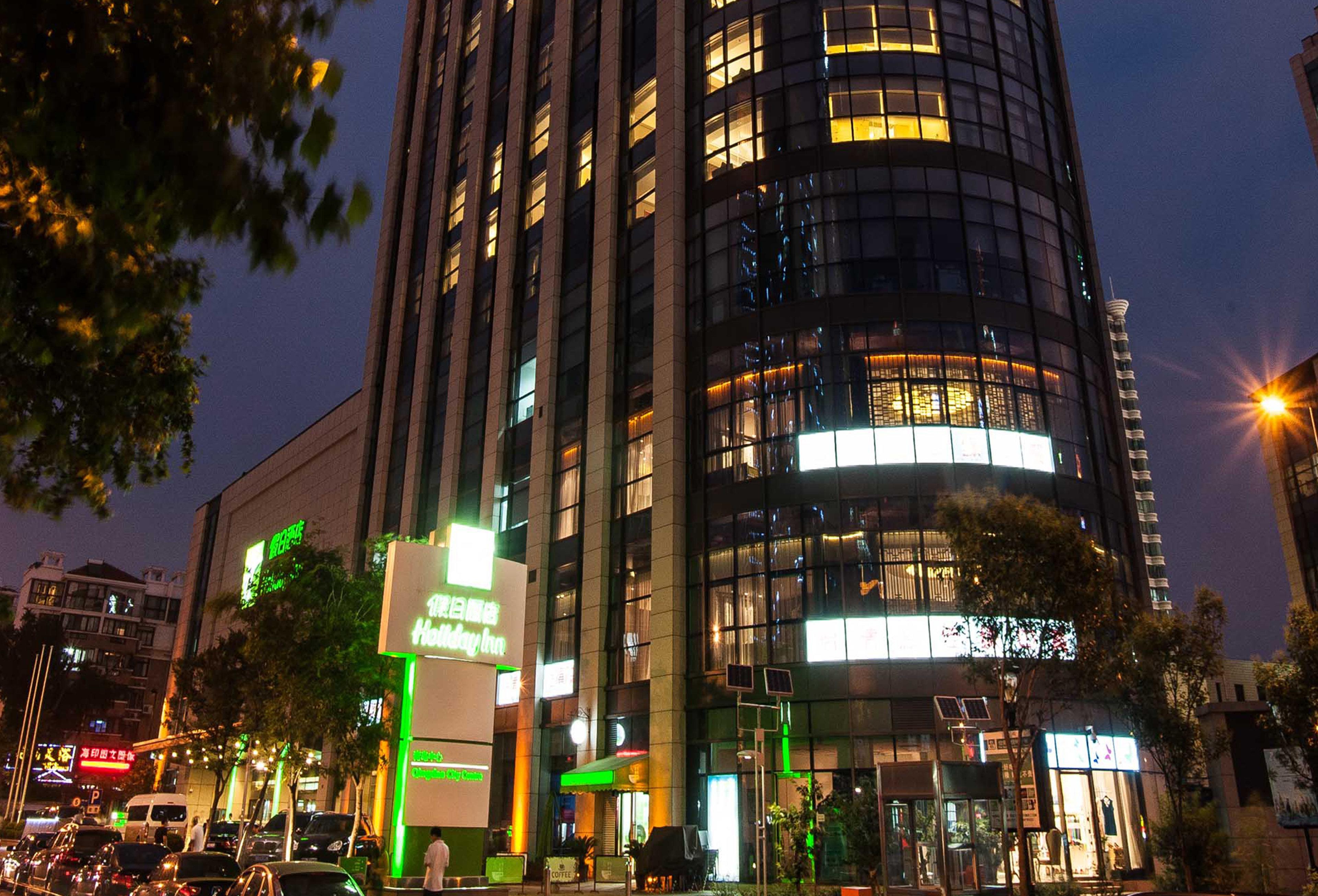 Holiday Inn Qingdao City Center By Ihg - May 4Th Square Bagian luar foto