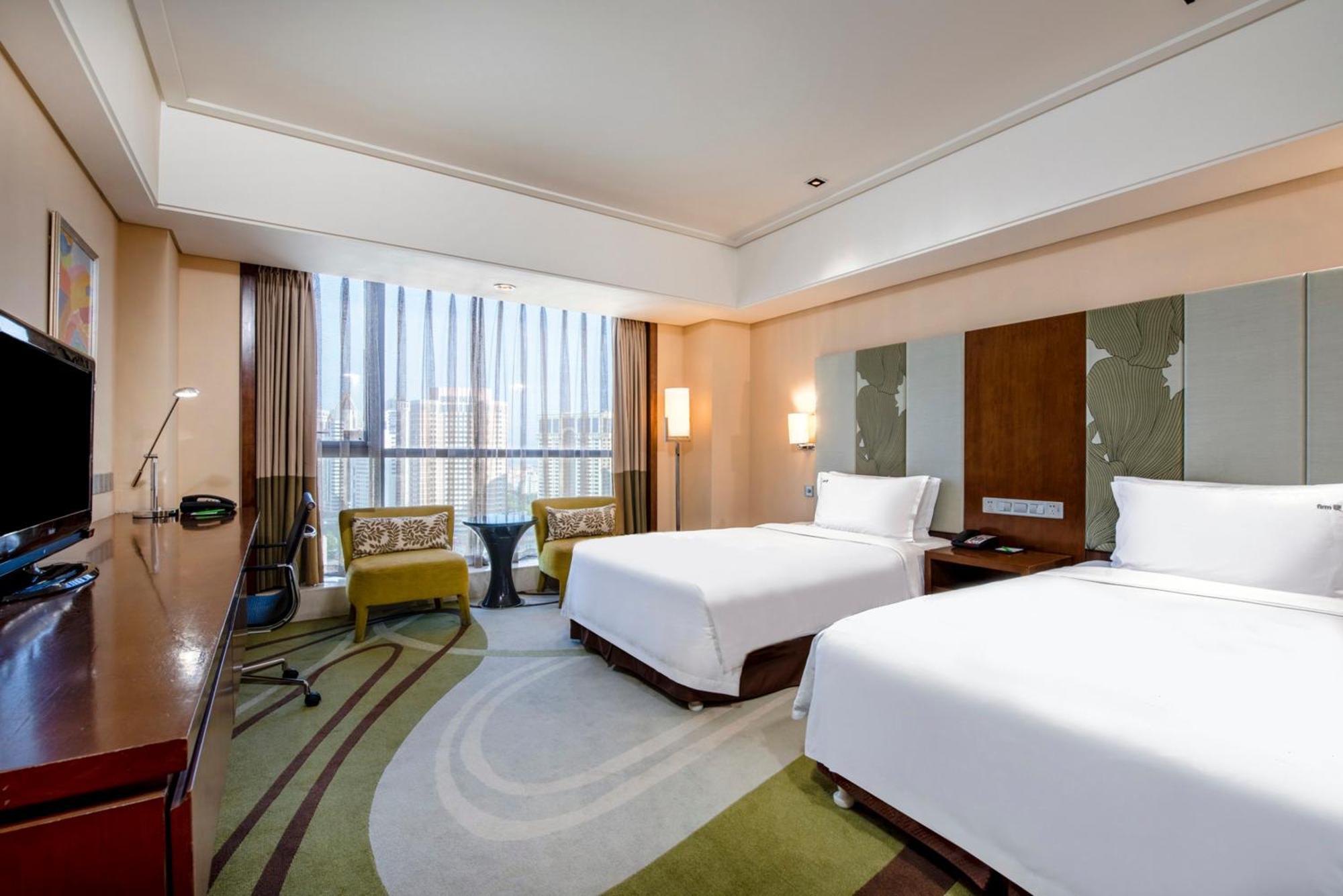 Holiday Inn Qingdao City Center By Ihg - May 4Th Square Bagian luar foto